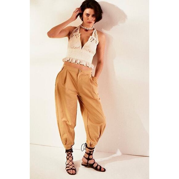 Free People Womens Size 4 Lucia Trousers Chinos in Khaki / Sable Pleated NWT - Picture 1 of 13
